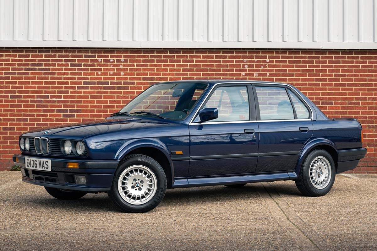 BMW’s first 4WD, the 325iX（C）2021 Courtesy of RM Sotheby's