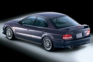 The last high-performance model in the whole generation, the Galant VR-4