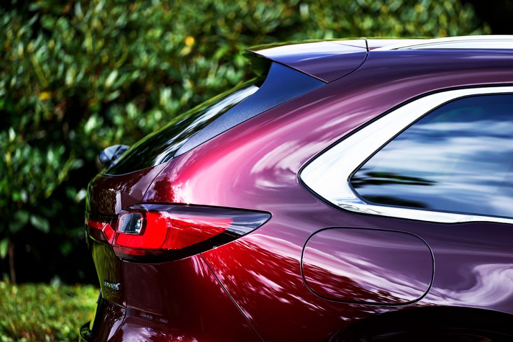 マツダ新型「CX-80」世界初公開！ 3列備えるラグジュアリー仕様