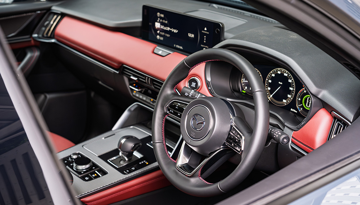 真っ赤な「バーガンディ内装」も登場！最新CX-60