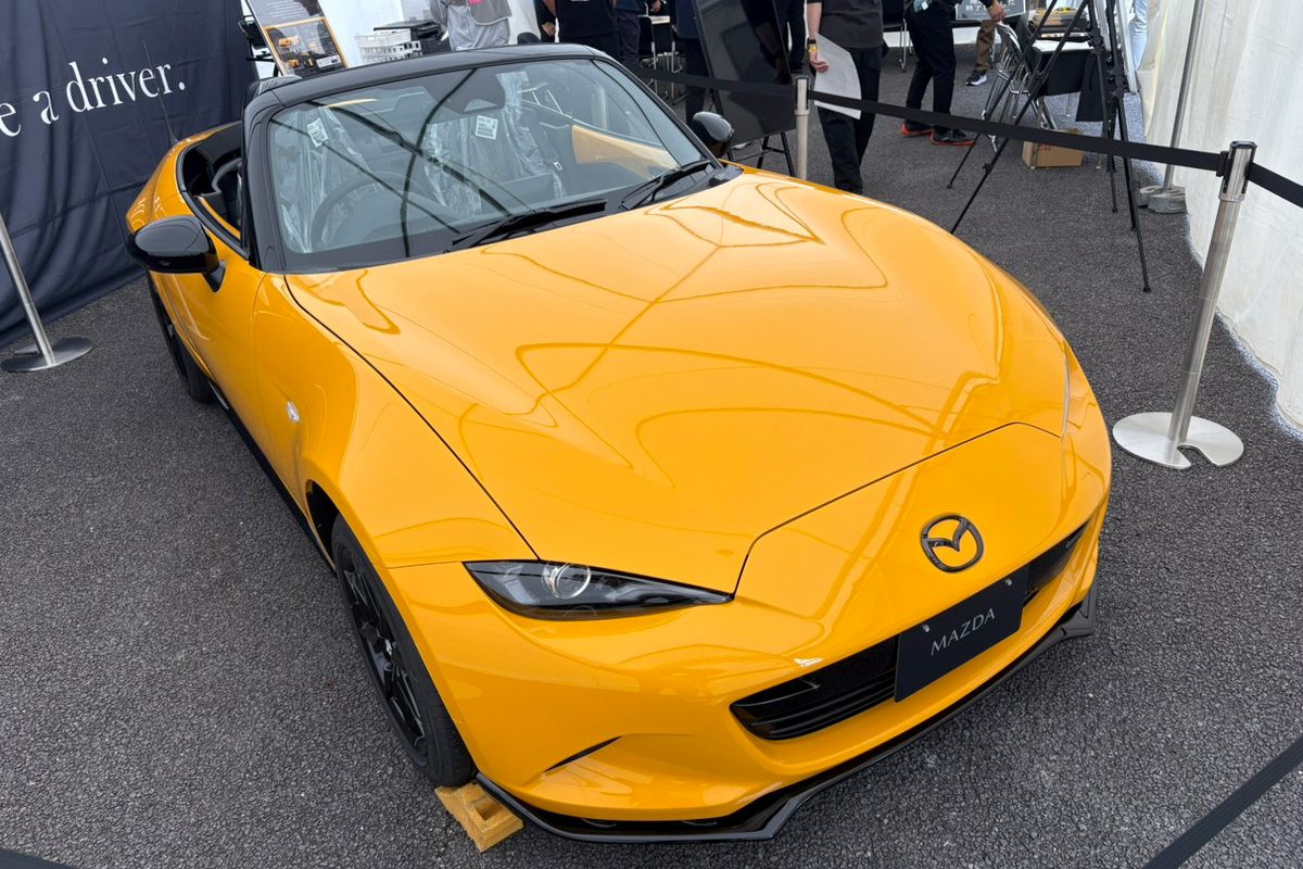 「黄色のロードスター」は”コンセプトカー並みの塗装クオリティ”！  サンフラワーイエローを再現した限定特別仕様車について詳しく聞いてみた