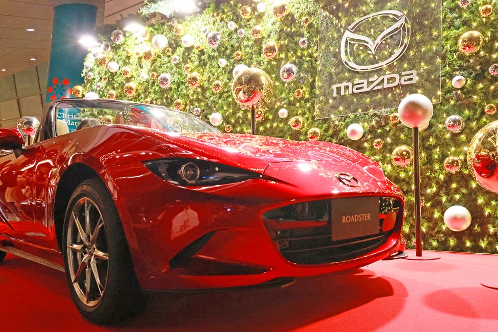 マツダ「ロードスター」が冬を彩る 六本木ヒルズ クリスマスマーケット2025に限定フォトブース登場！