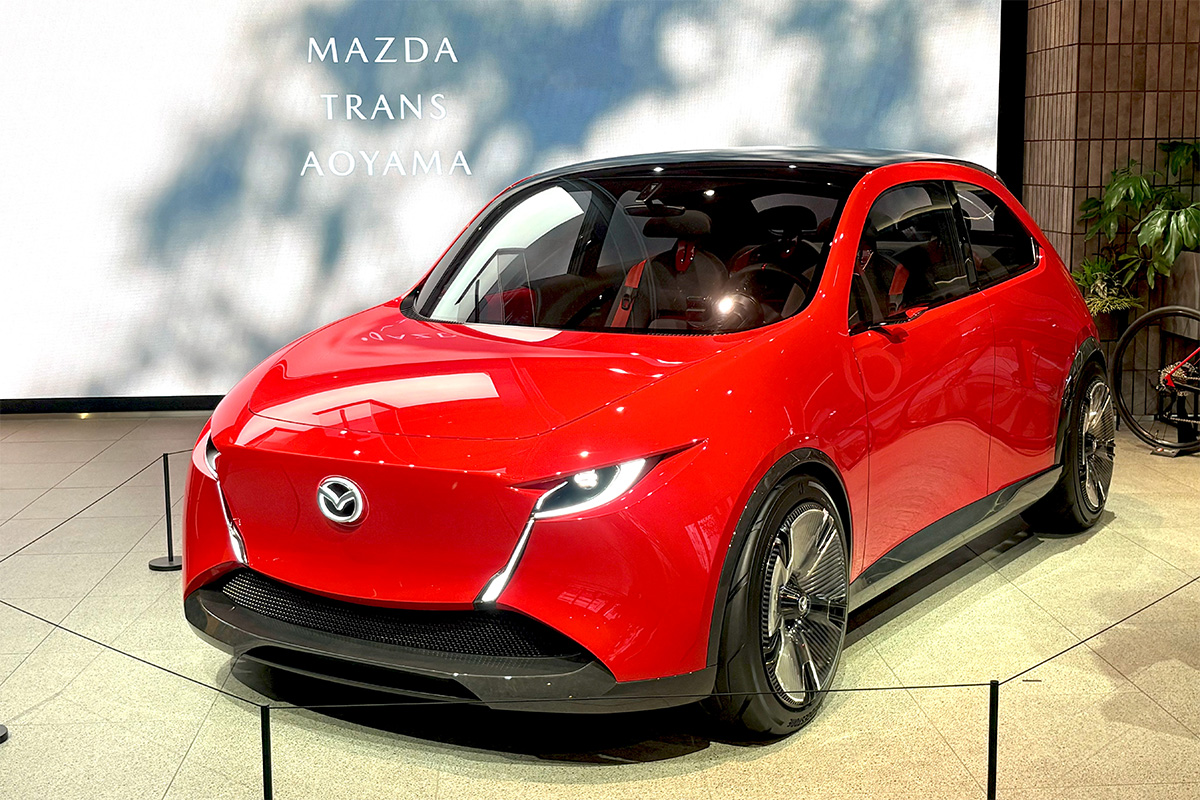 【試食レポート】来場者10万人！ JMSで話題のコンセプトカーも展示されるマツダのブランド体感施設「MAZDA TRANS AOYAMA」1st ANNIVERSARYイベント開催中