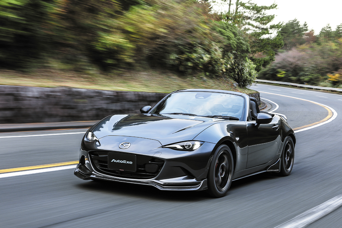 NDロードスターをさらなる高みへ！ オートエクゼからドライカーボン＆チタン採用の新フラッグシップ「ND-07S」登場