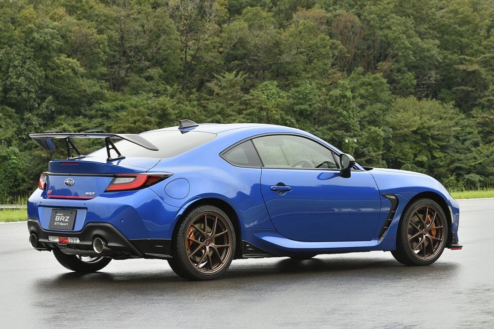 スバル「BRZ STIスポーツ」（STIパーツ装着車）