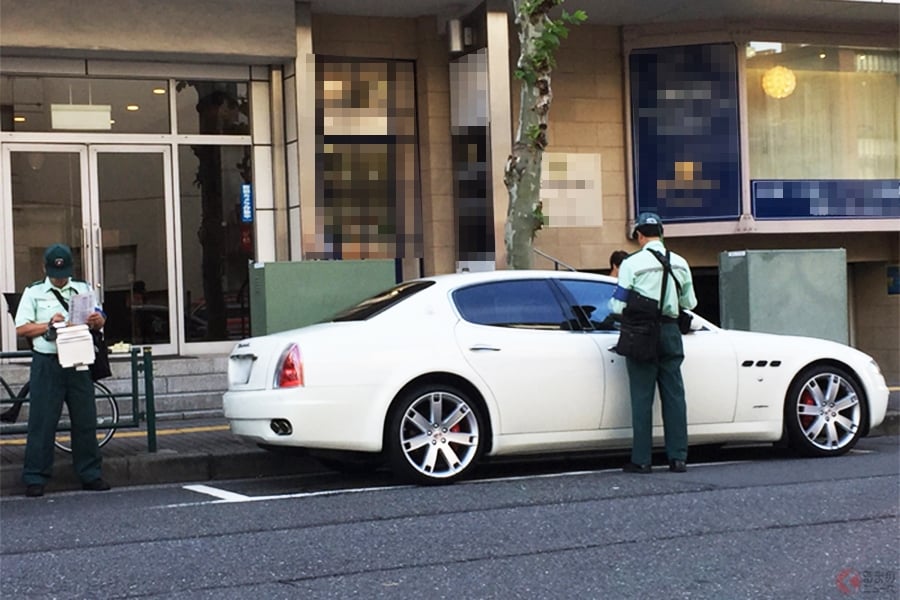 駐禁 の取締り 実はかなり違う 駐車監視員 緑のおじさん と警察官の違いとは くるまのニュース