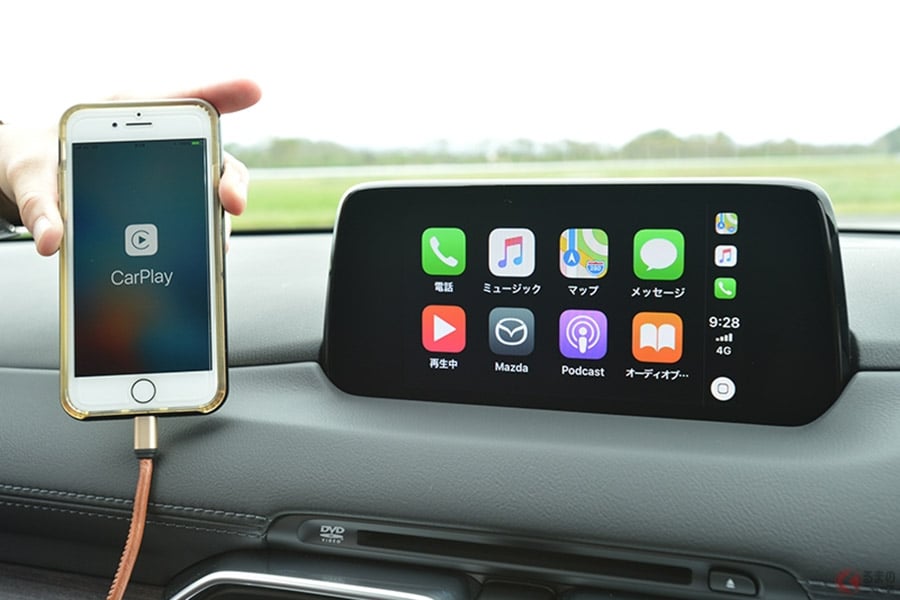 iPhoneと接続するApple CarPlay
