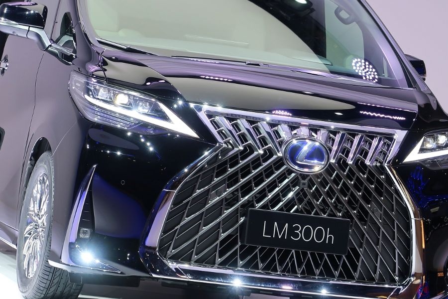 2019年4月16日に上海国際自動車ショー2019で発表されたレクサス「LM」