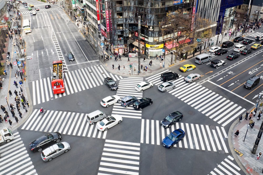 交差点事故どう防ぐ 全国に広がる歩車分離式信号機の効果とは くるまのニュース 2