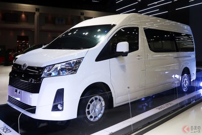 トヨタ新型 ハイエース 日本はなぜ出ない 海外先行発売の新モデルは国内販売あるのか くるまのニュース