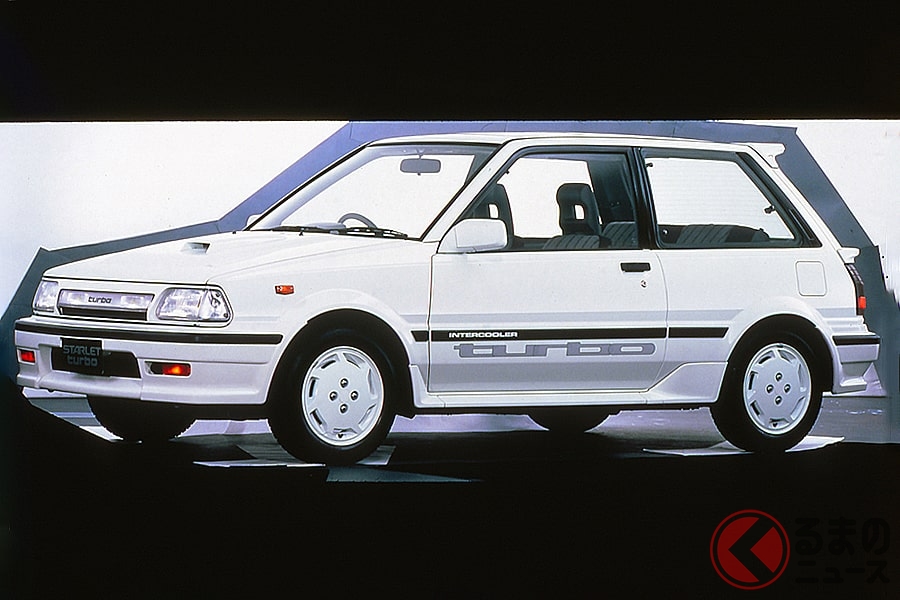 軽量な車体にハイパワーエンジンと、やはり過激だった「スターレットターボS」