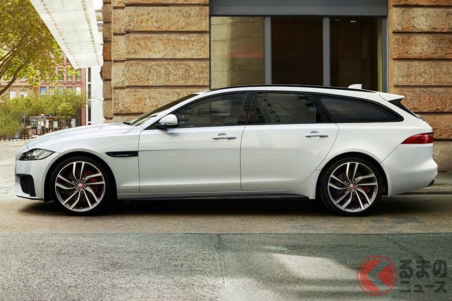 流れるようなルーフラインがとくに美しい「XFスポーツブレーク」