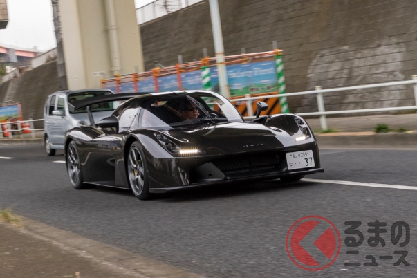 意外とフツーに乗れる お値段2256万円 ダラーラ ストラダーレ を一般道で試してみた くるまのニュース 意外とフツーに乗れる お値段2256万円 ダラーラ ストラダーレ を一般道で試してみた くるまのニュース