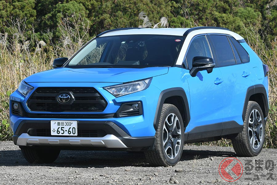 約3年ぶりに復活した「RAV4」は5月以降の全店取り扱いでさらなる販売台数が予想される