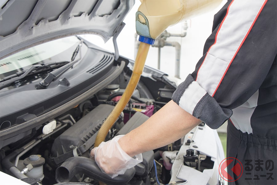 エンジンオイルはクルマの血液。定期的な交換をおこなおう!