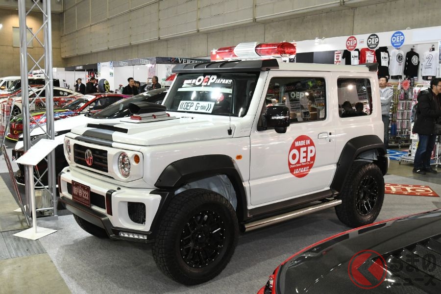 パトカー仕様ともいえるカスタムが施された「ジムニー」