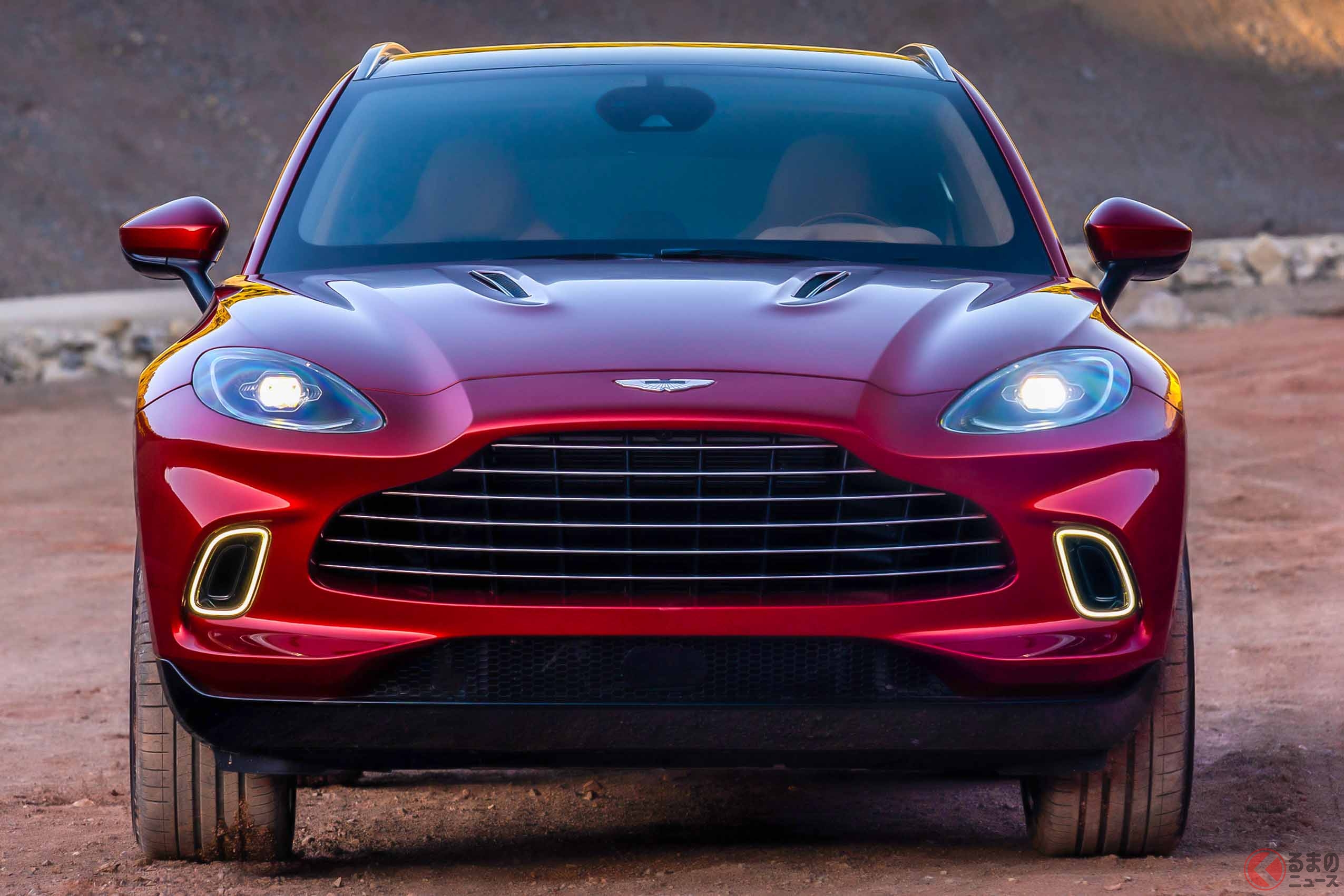 東京オートサロン2020で出展されるアストンマーティン「DBX」