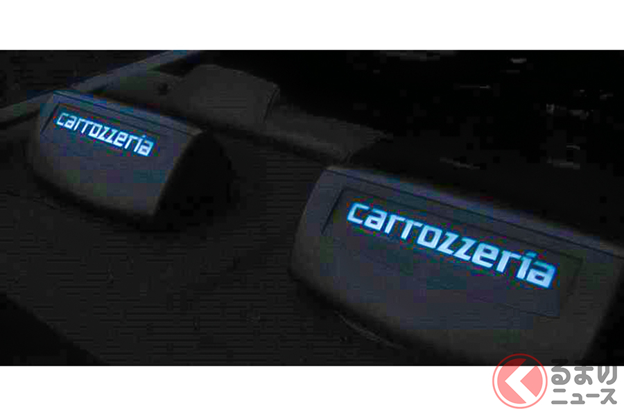 バブル時代は光るリアスピーカーがカッコ良かった 昔とは違う現代のスピーカー事情とは くるまのニュース バブル時代は光るリアスピーカーがカッコ良かった 昔とは違う現代のスピーカー事情とは くるまのニュース