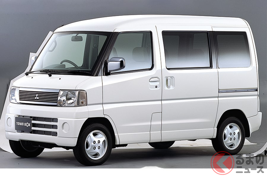 4気筒20バルブという軽自動車の常識を超えたエンジンを搭載する「タウンボックス RX」