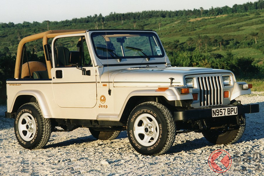 当時、日本でも人気があった「ジープ ラングラー」のソフトトップ
