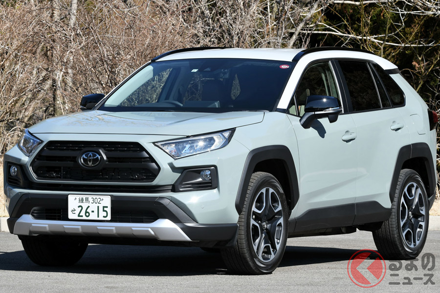 2020年現在、ミドルサイズSUVは各社からさまざまなモデルが登場している(写真はトヨタ「RAV4」)