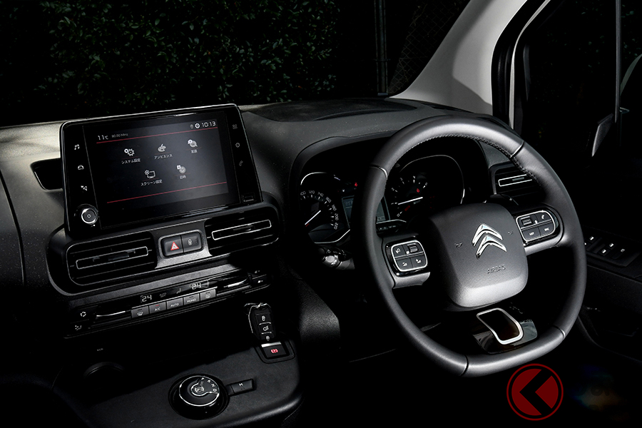 シトロエン「ベルランゴ」のインテリア。質感は高い。ナビシステムは24万2000円のオプション