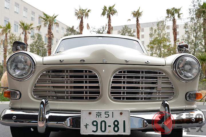 1970年製のボルボ「アマゾン 122S」。「京51」ナンバーが時代を感じさせる