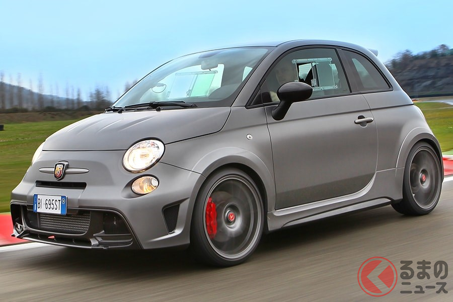 「500」を過激にチューニングした「695 ビポスト」