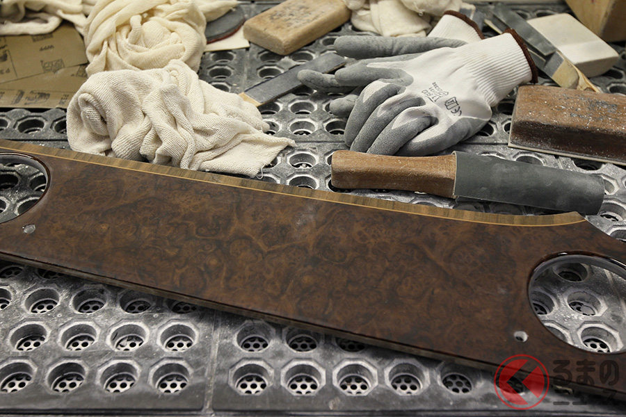 ミュルザンヌのキャビンをラグジュアリーな雰囲気にしているのは、選びぬかれたウッドによるところも大きい