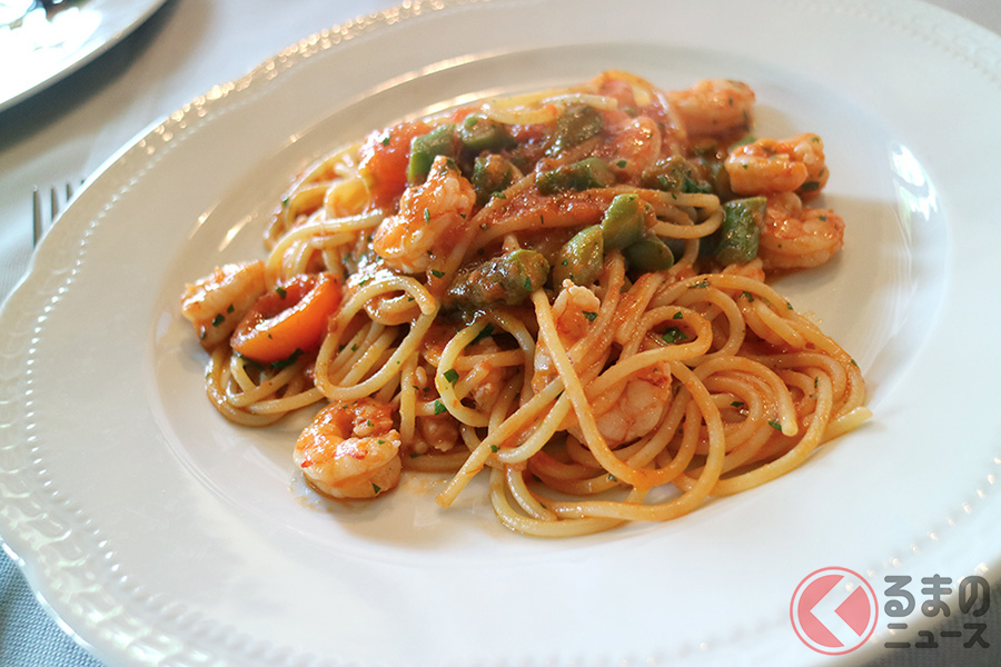 モデナ近辺のパスタと言えばトルテッローニやタリアテッレなどがメジャーだが、キャバリーノではスパゲッティも出してくれるので、馴染みのある日本人にはありがたい