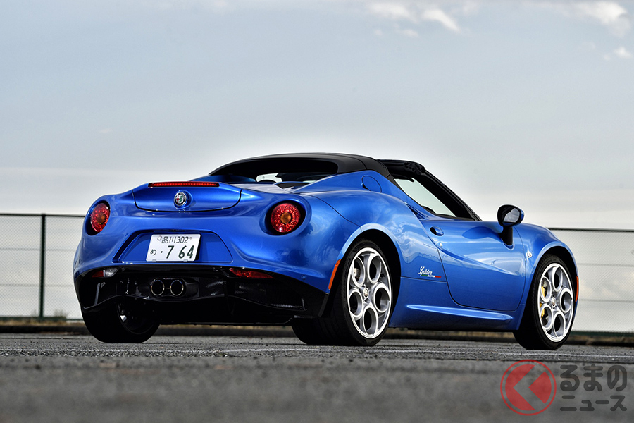 4Cは伝説の名車アルファロメオ「Tipo33/2 Stradale」の後継車として誕生