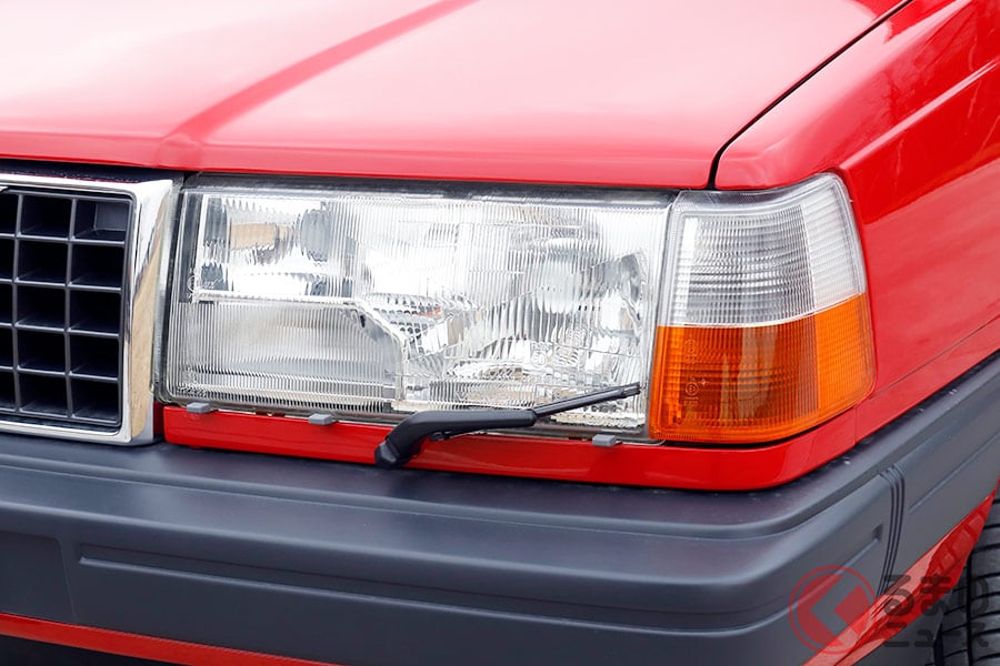 なぜそこにワイパーが ヘッドライトにワイパーが装着されてた理由 くるまのニュース なぜそこにワイパーが ヘッドライトにワイパーが装着されてた理由 くるまのニュース