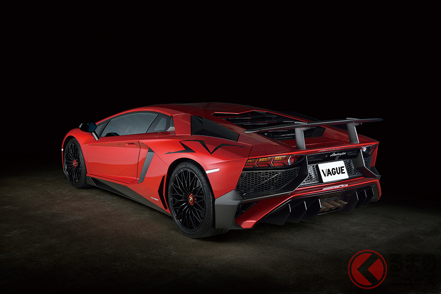 リアフェンダーの「SV」の文字も大きさや位置を選ぶことができ、また、ステッカーではなく実際にペイントすることもできた