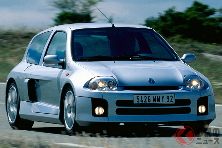 まるで往年のグループBカーのようなつくりの「クリオV6ルノースポール」