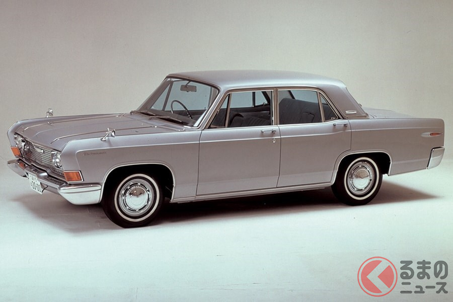 「走るシーラカンス」と呼ばれるも歴史に残る名車「デボネア」