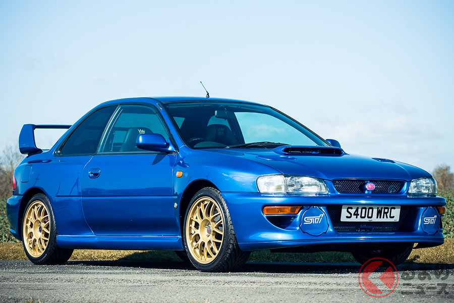 大規模なチューニングが施されたスペシャルマシンの「インプレッサ 22B-STiバージョン」