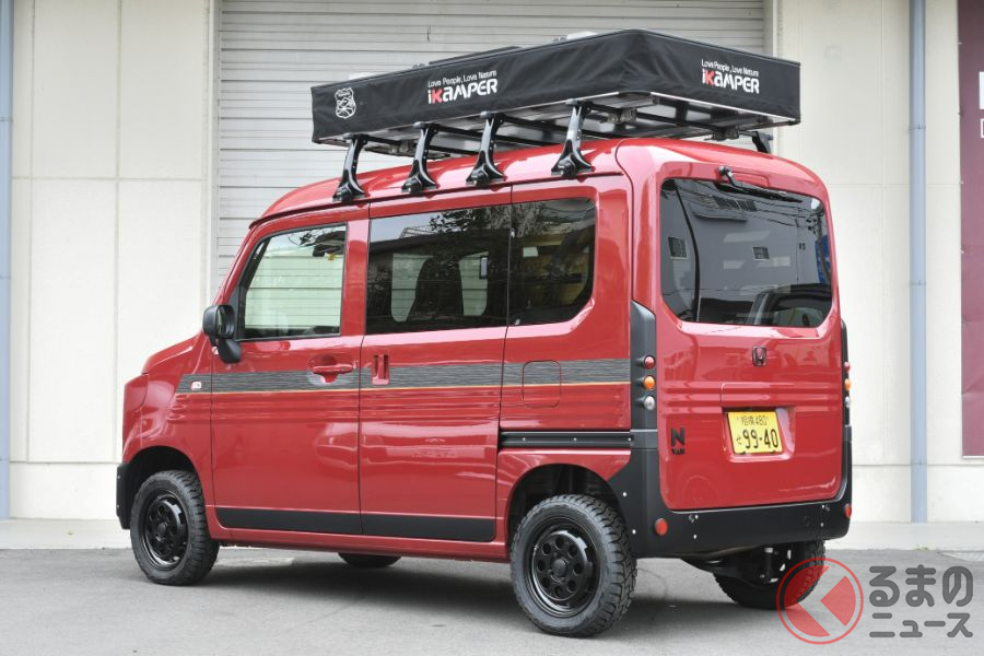 ルーフテントを装着したホンダ「N-VAN」(ダムドのデモカー)