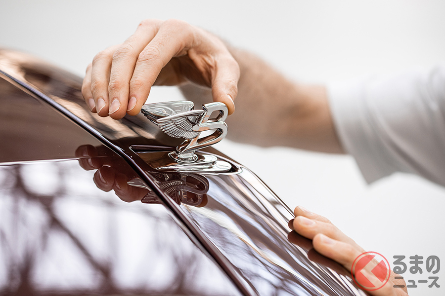 ミュルザンヌは1台1台、実に400時間以上をかけて、これまで7300台以上が生み出されてきた