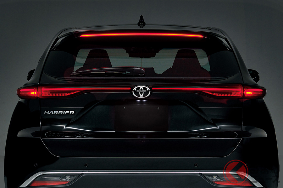 上級グレードに採用されるテールランプ(ロングタイプ)