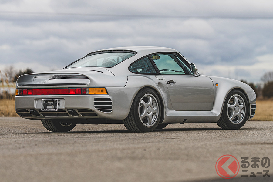 ポルシェ959は、トータルで292台が生産されたうちの263台は豪華な内装や装備を持つコンフォート仕様である(C)2020 Courtesy of RM Sotheby's