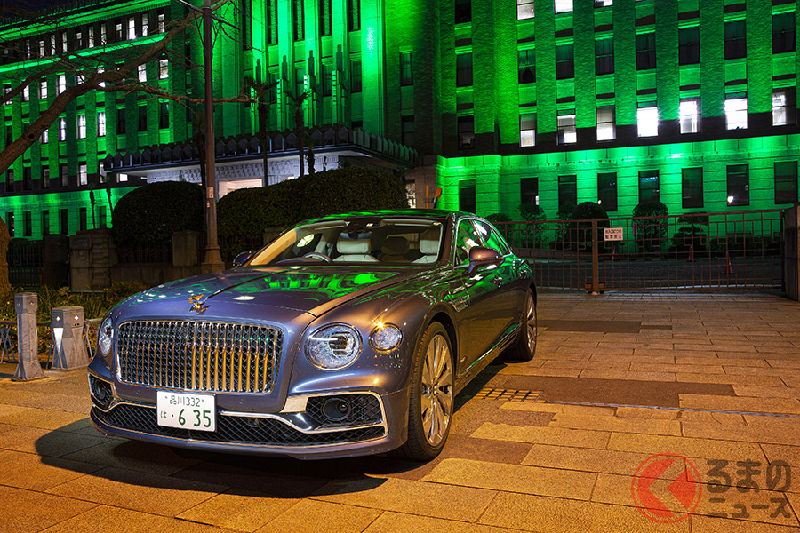 「世界でもっとも信頼のおける4ドアグランドツアラー」がコンセプトの3世代目フライングスパー