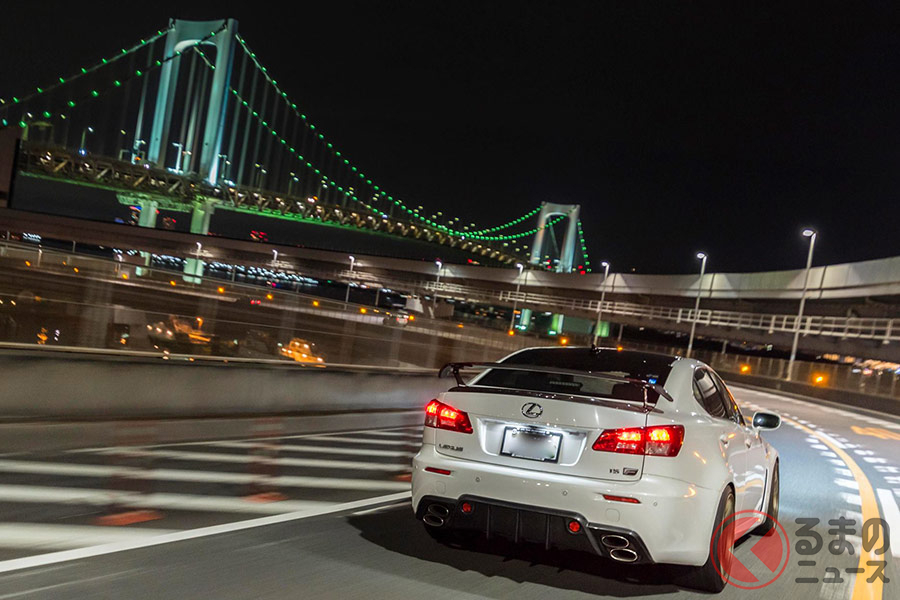 ガラガラの首都高は走りやすいがバトルはNG!