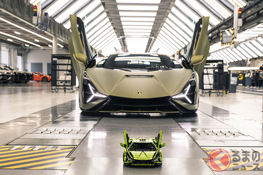 ランボルギーニ「シアンFKP 37」と「レゴ テクニック ランボルギーニ シアンFKP 37」