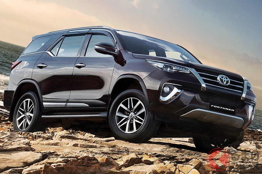 ランドクルーザープラドよりも都会派デザインの「フォーチュナー」