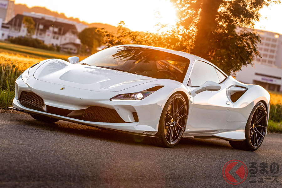 あくまでもF8トリブート・ベースのモデルとして、チューニングの最初のステージとなるノビテックのF8トリブート