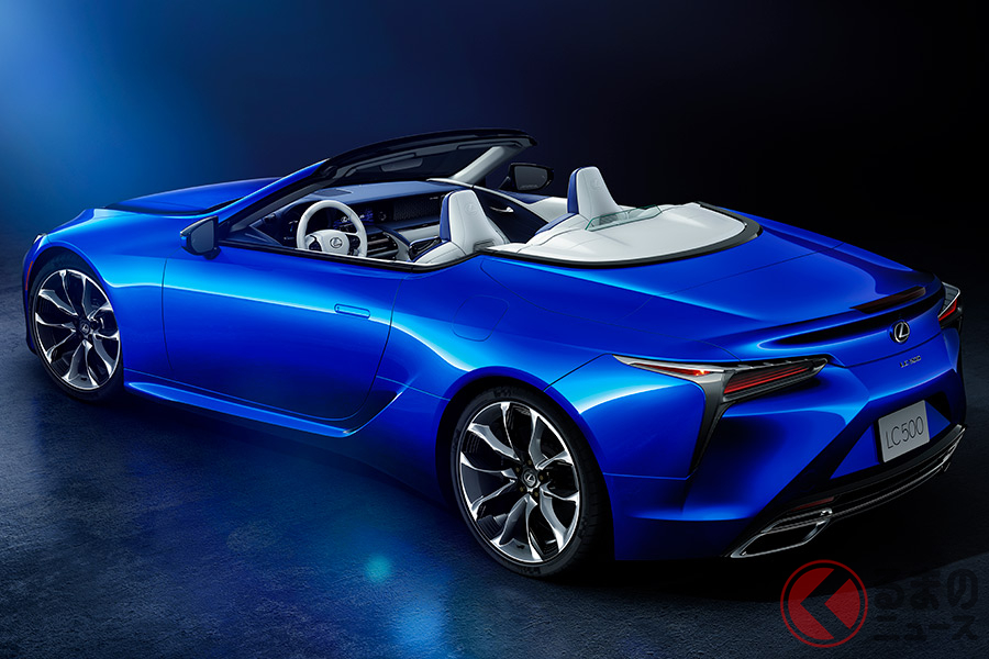 特別仕様車「LC500コンバーチブル ストアクチュアルブルー」
