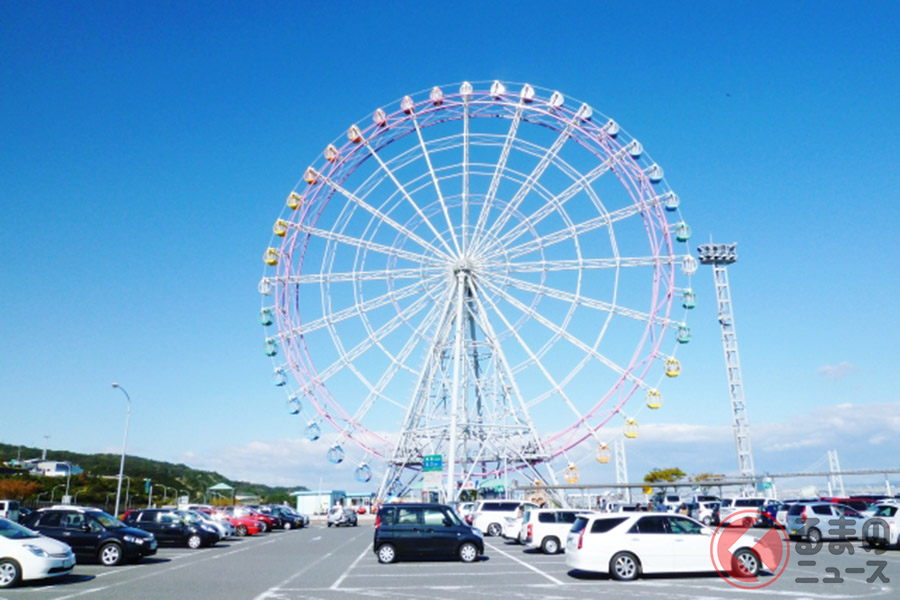 サービスエリアの駐車場のイメージ