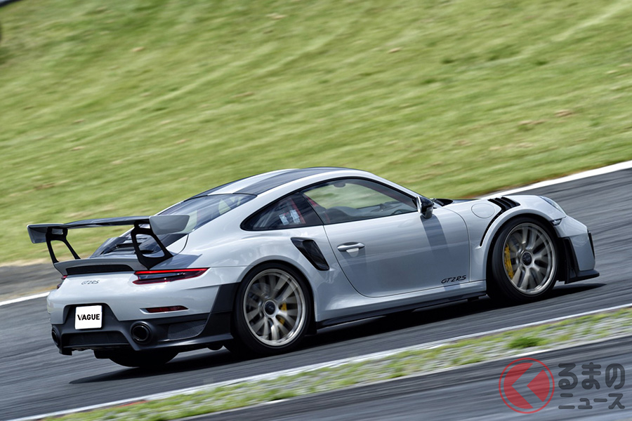 ポルシェ「911GT2RS」で富士スピードウェイをアタック