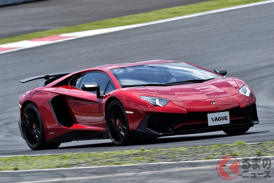ランボ「アヴェンタドールSV」で富士スピードウェイをアタック