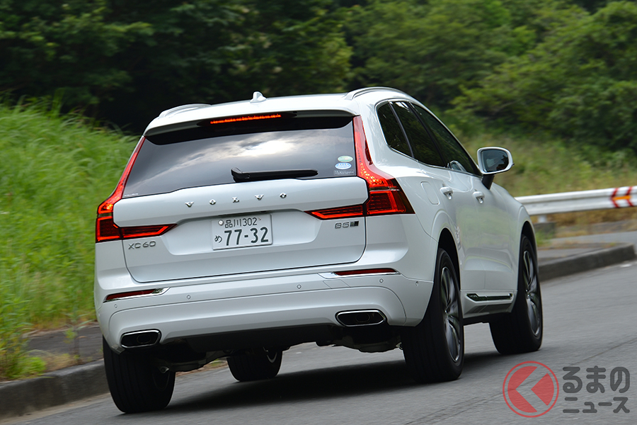 他のモデルと48Vマイルドハイブリッド車とのエクステリアの違いは少なく、リアにある「B5」バッジのみだ